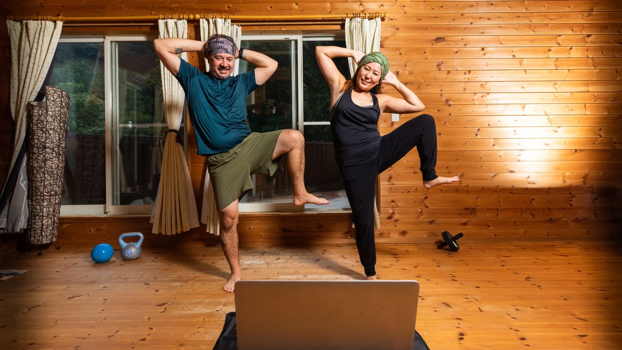 Tập thể dục trước khi đi ngủ tốt cho sức khỏe